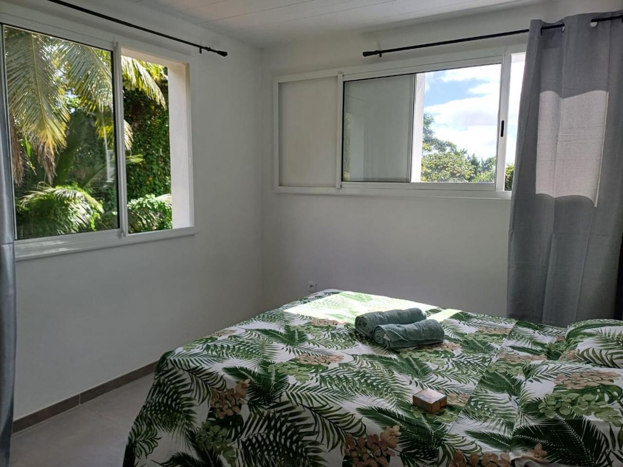 Villa Les Mahoganys Riviere-Salee Exteriör bild